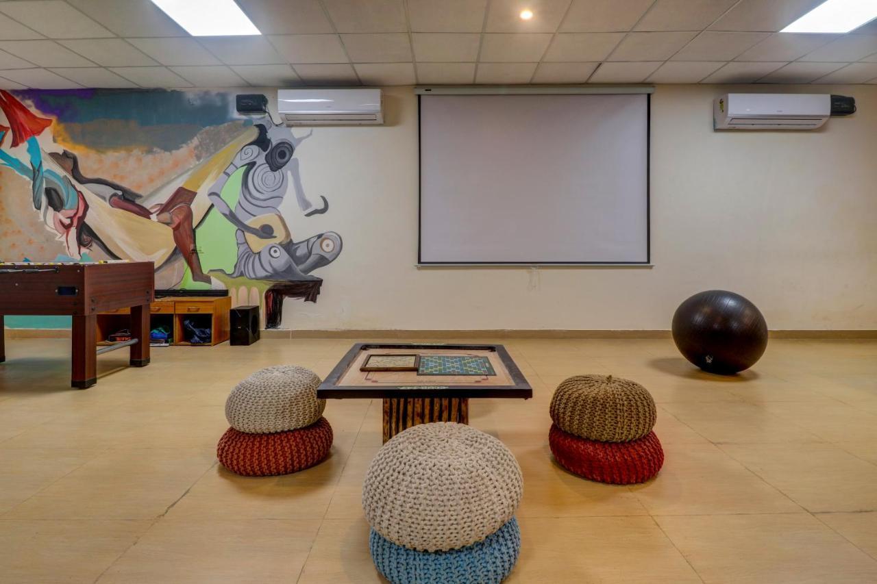 Karwaan Hostel Rishīkesh Exteriör bild