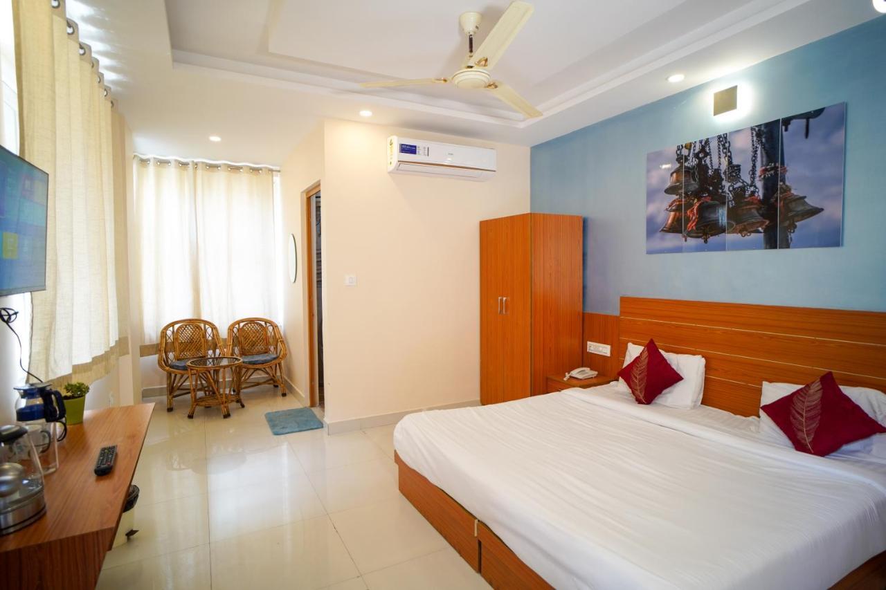 Karwaan Hostel Rishīkesh Exteriör bild